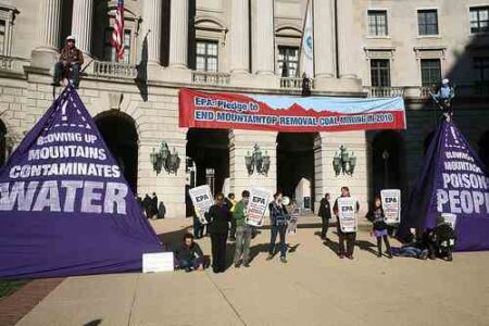Calling Out Big Coal at the EPA Image